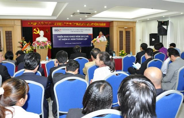 BIDC Hà Nội kỷ niệm 01 năm thành lập và triển khai kế hoạch kinh doanh năm 2012