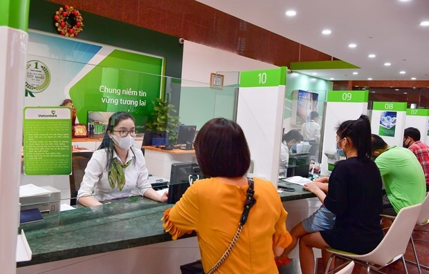 Mở rộng phạm vi miễn, giảm lãi hỗ trợ khách hàng bị ảnh hưởng bởi COVID-19 mo rong pham vi mien giam lai ho tro khach hang bi anh huong boi covid 19