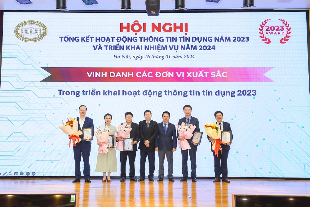 CIC - Trụ cột quan trọng của cơ sở hạ tầng tài chính quốc gia CIC - Trụ cột quan trọng của cơ sở hạ tầng tài chính quốc gia