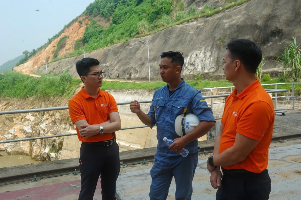 Chủ động trở thành “chỗ dựa” của doanh nghiệp sau bão lũ Chủ động trở thành “chỗ dựa” của doanh nghiệp sau bão lũ