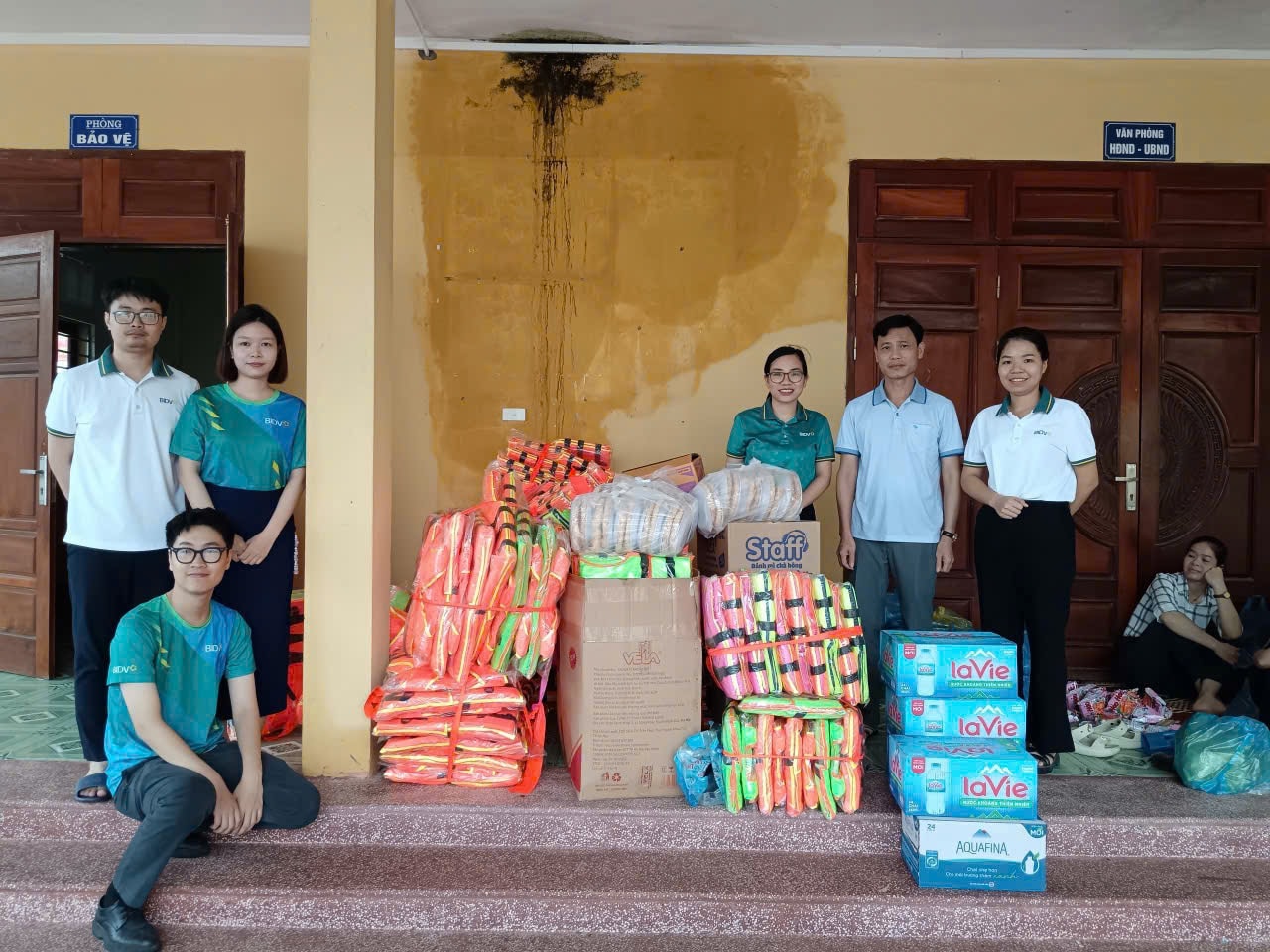 Chuyến đi đã mang đến một trải nghiệm ý nghĩa, thể hiện nghĩa cử cao đẹp của cán bộ BIDV Lam Sơn.