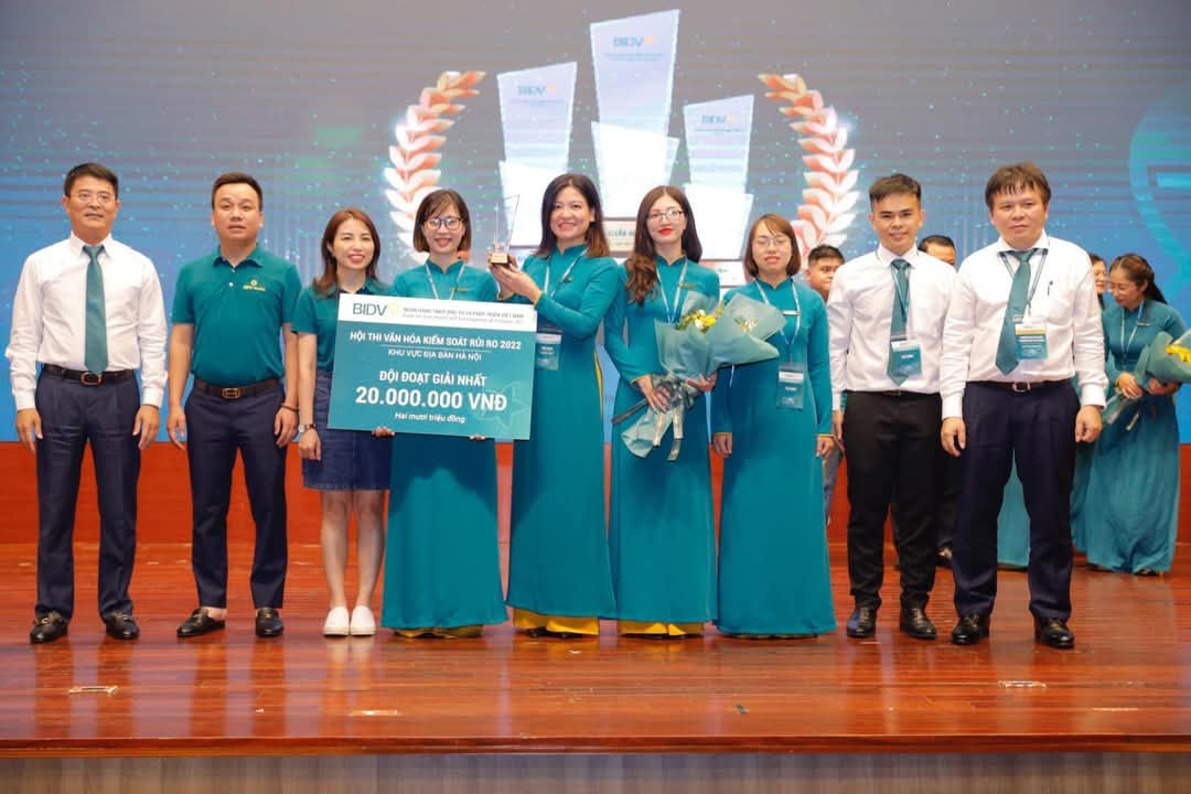 Dẫn dắt đội nhóm dành giải Nhất tại hội thi VHKSRR khu vực địa bàn Hà Nội
