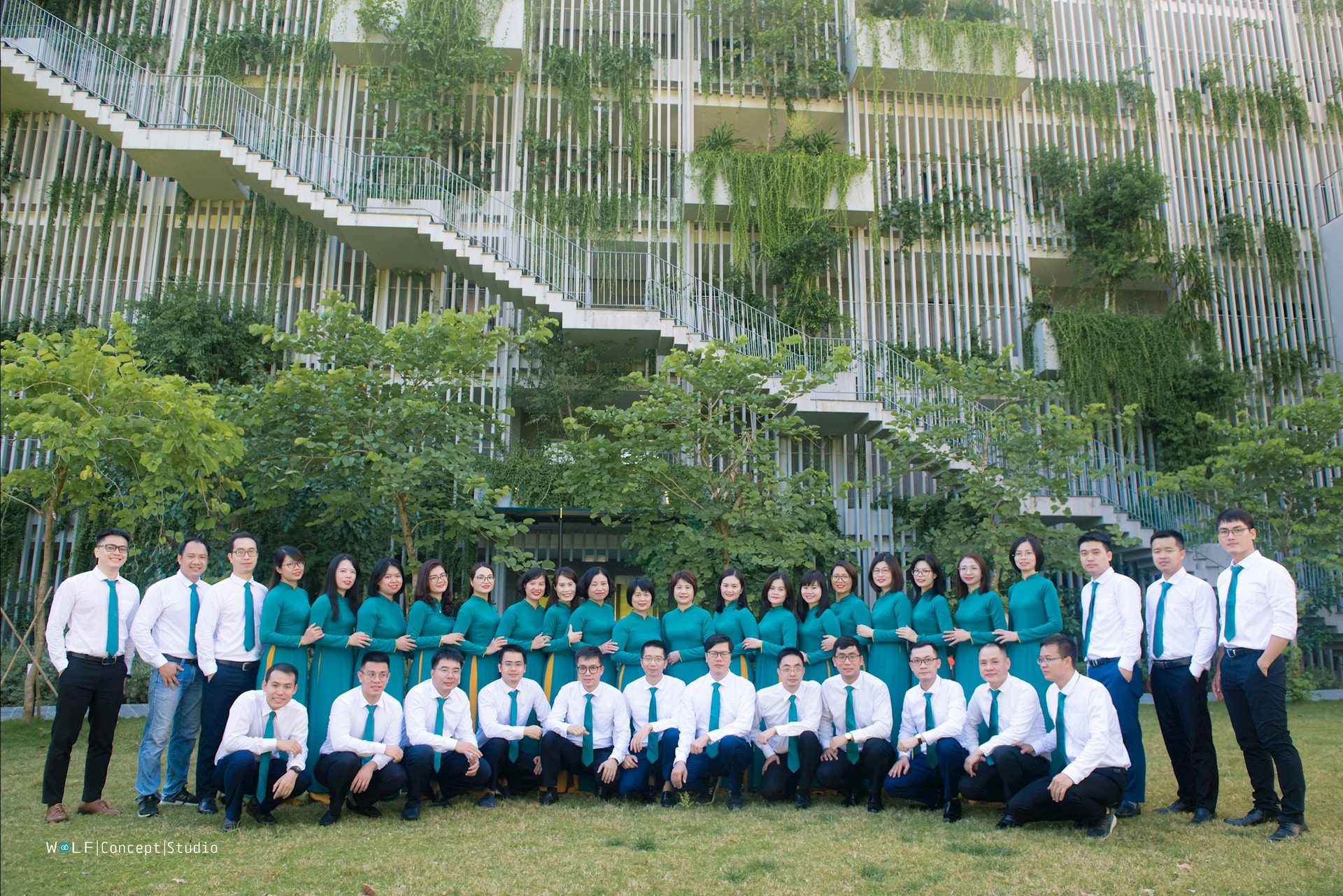 Tập thể lãnh đạo và cán bộ Ban Kiểm toán Nội bộ