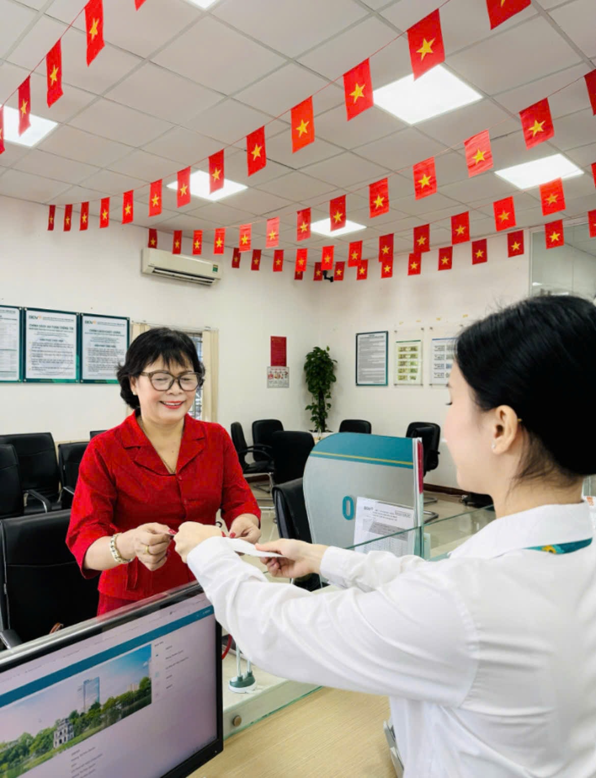 Phu My Branch - Ngai Giao Transaction Office responds to the campaign