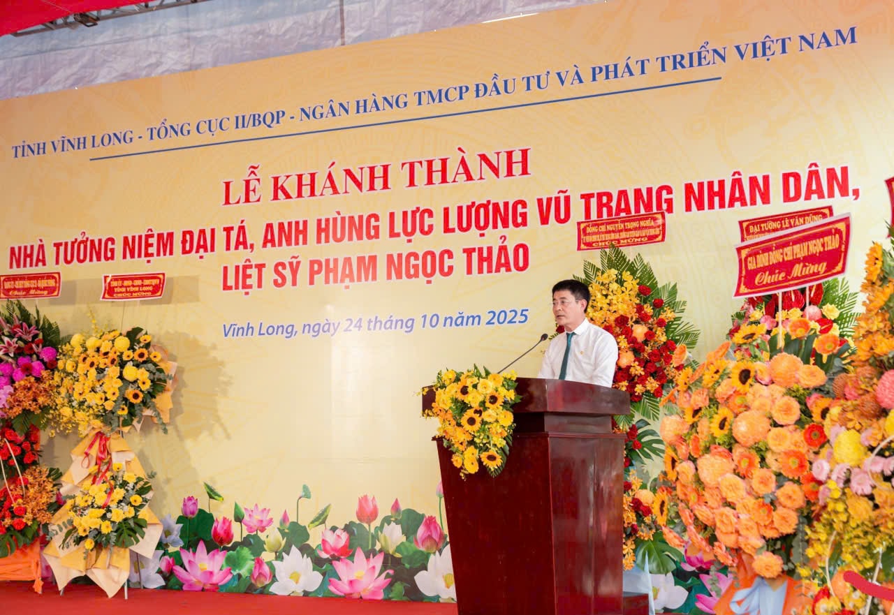 Comrade Lai Tien Quan - Deputy General Director of BIDV, spoke at the ceremony