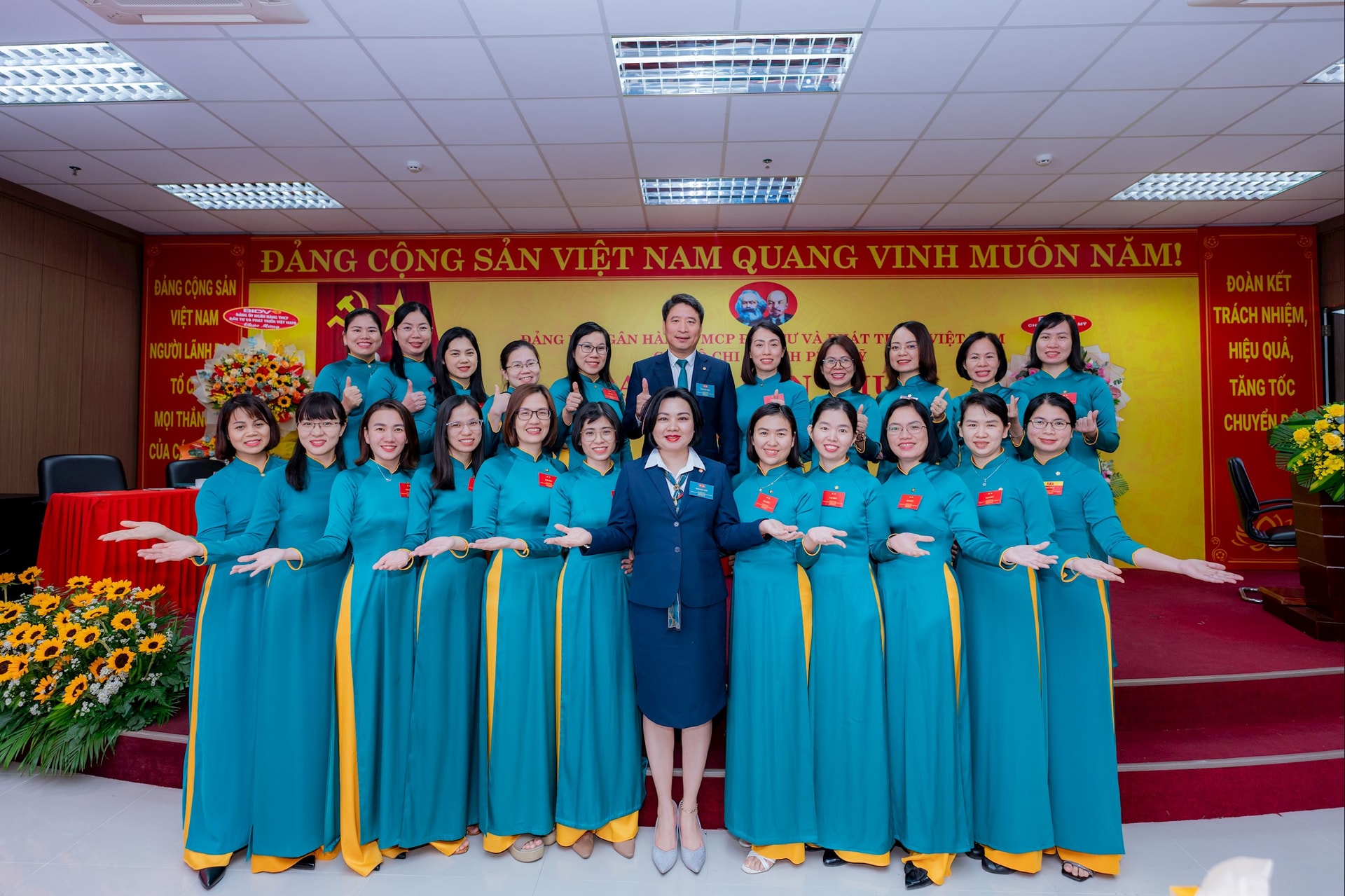 Collective of female Party members of BIDV Phu My Party Committee