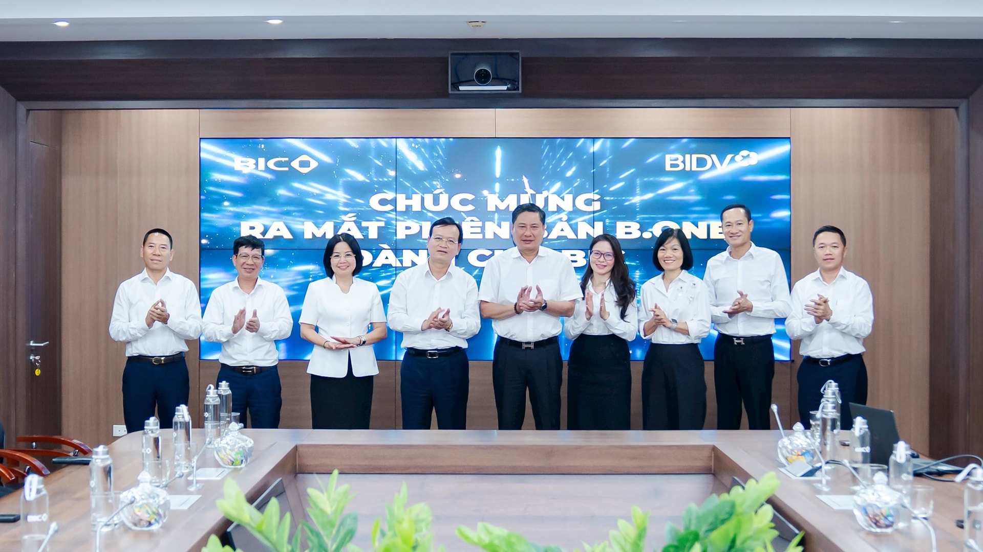 BIC tiếp nhận chuyển giao hệ thống quản trị nội bộ B.One từ BIDV