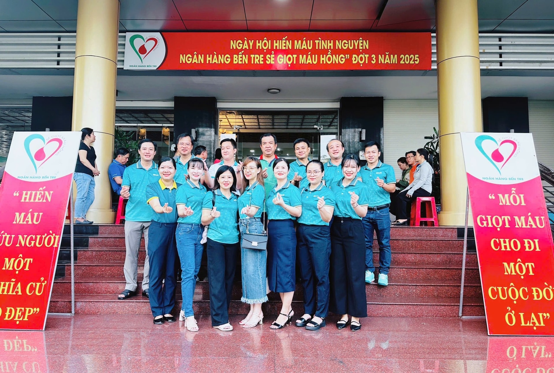 BIDV Ben Tre participates in the Banking Industry Blood Donation Festival - Phase 3 in 2025