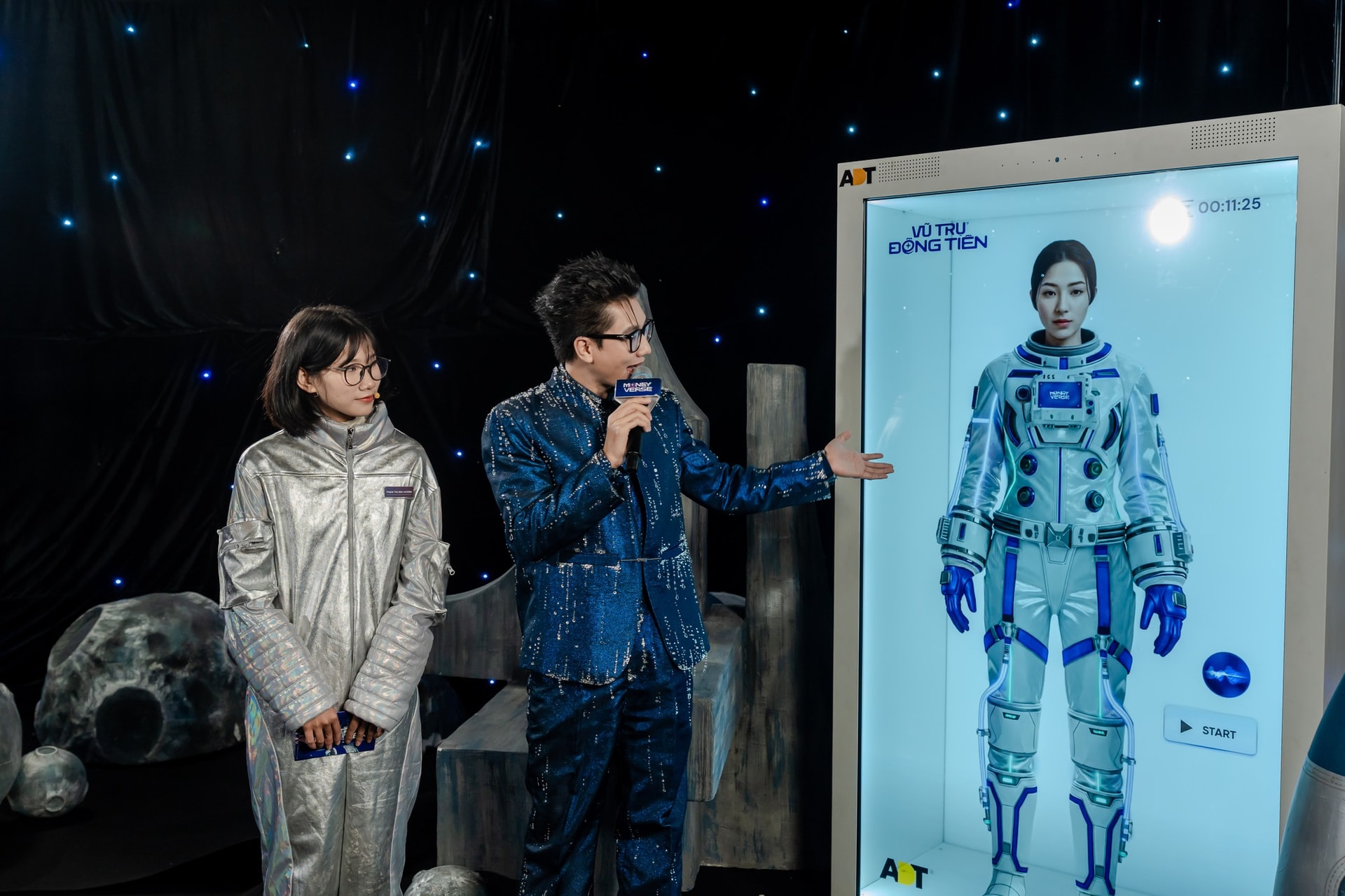 Giải mã sức hút của Vũ trụ Đồng tiền 2025: “Giảng đường” tài chính 4.0 thu hút 54 trường đại học tranh đấu- Ảnh 4. Giải mã sức hút của Vũ trụ Đồng tiền 2025: “Giảng đường” tài chính 4.0 thu hút 54 trường đại học tranh đấu- Ảnh 4.