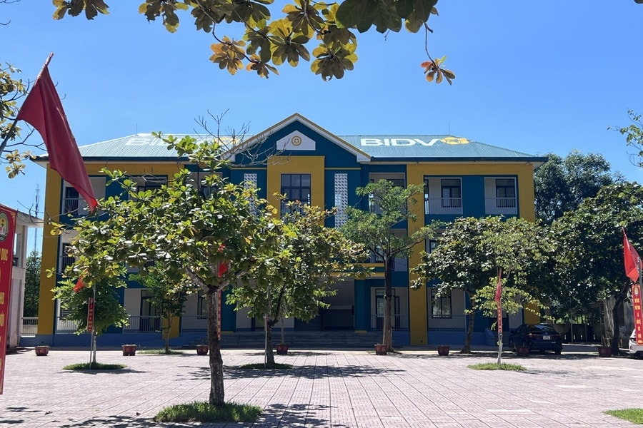 The project sponsored by BIDV for Loc Yen Primary School is spacious and modern.