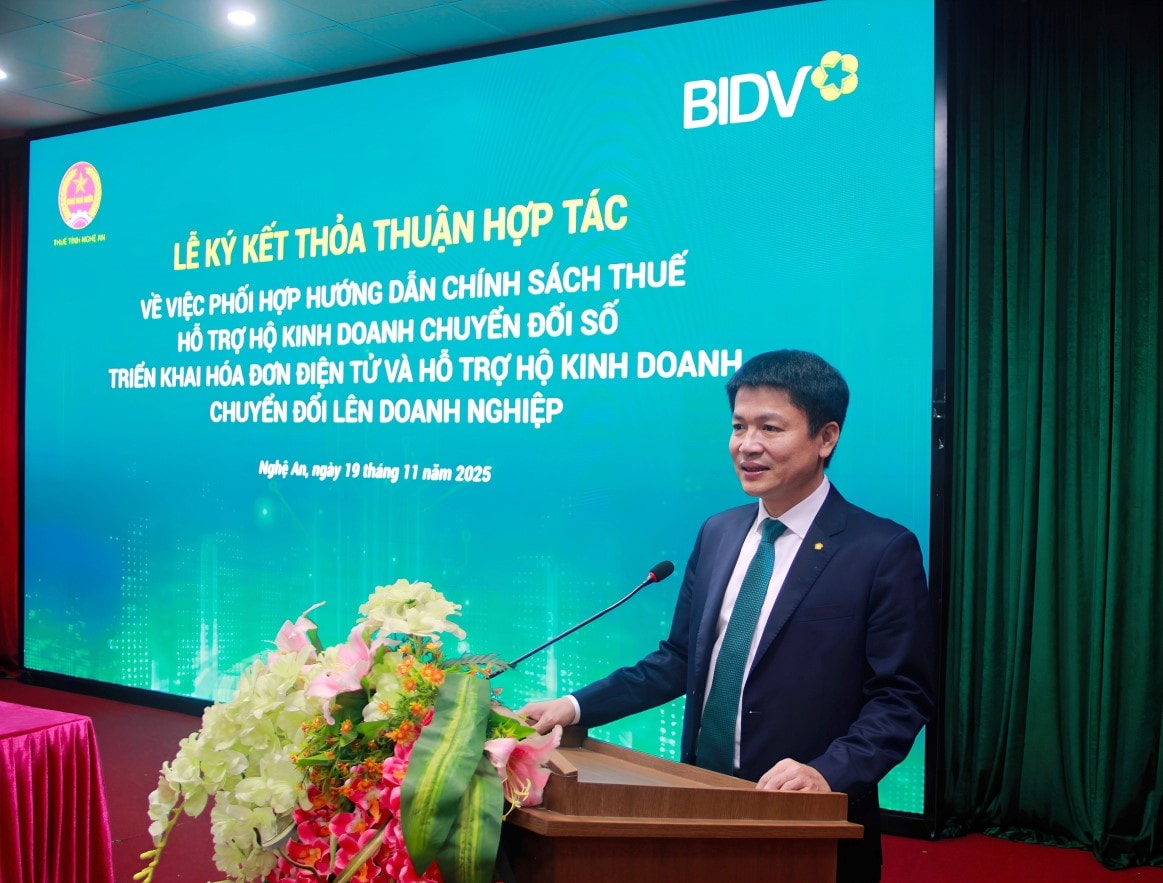 ông Trần Minh Tính - Giám đốc BIDV Chi nhánh Nghệ An phát biểu ảnh Quang An