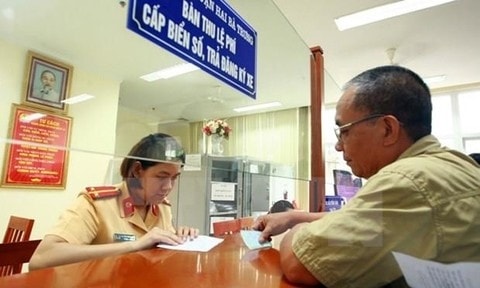 Từ 1/1/2026, địa phương phải có bảng giá lệ phí trước bạ ô tô, xe máy mới