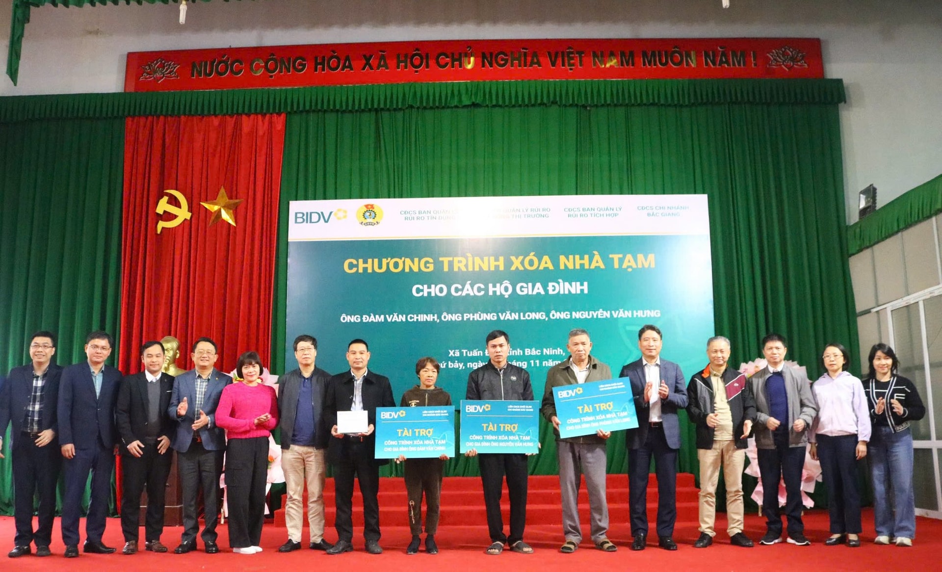 Temporary housing removal program in Bac Ninh