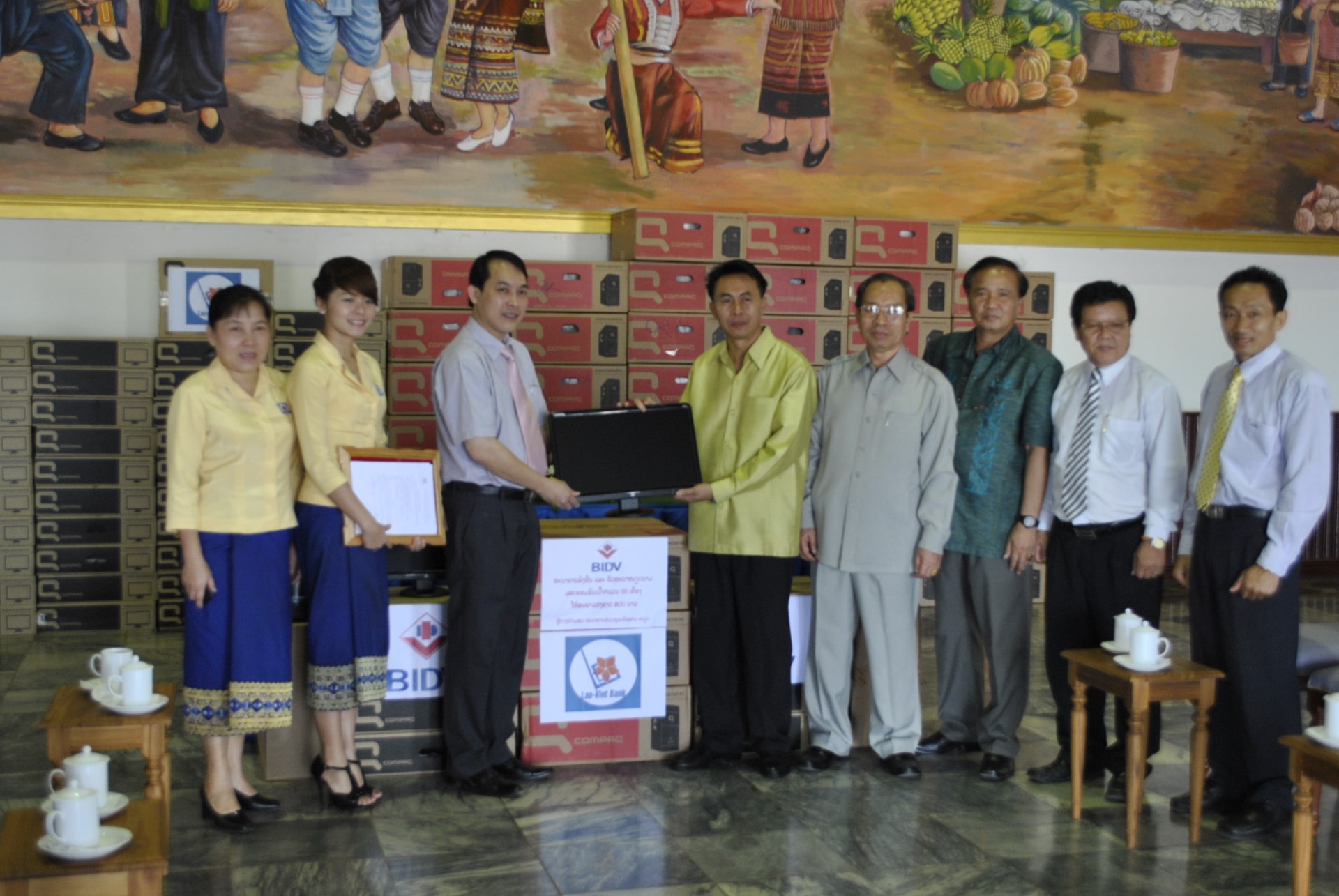 2011 tang may tinh quoc hoi lao