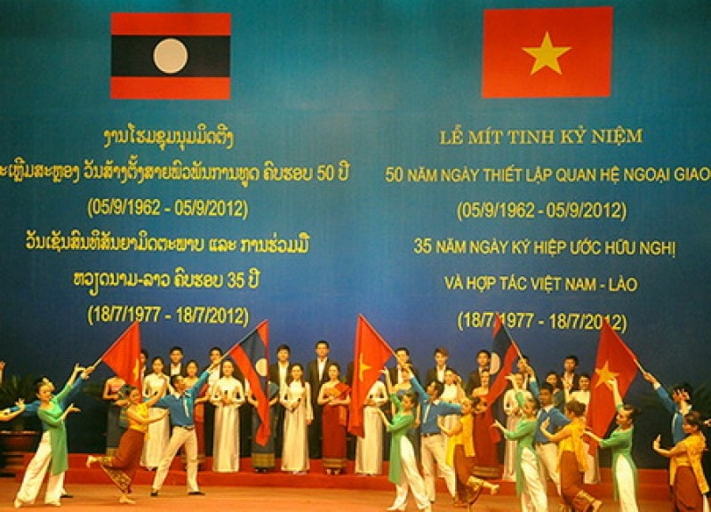 Van nghe Viet Lao