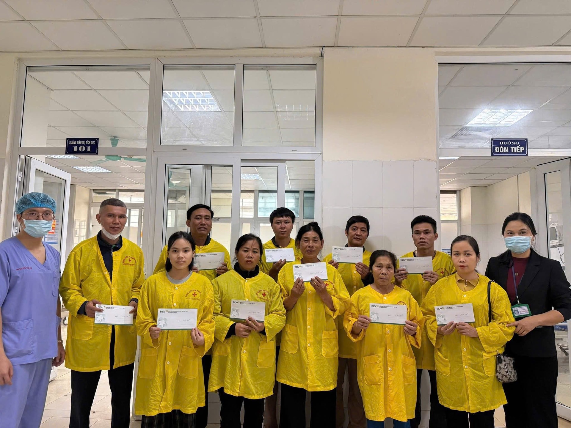 BIDV Lam Son Shares with Pediatric Patients 12