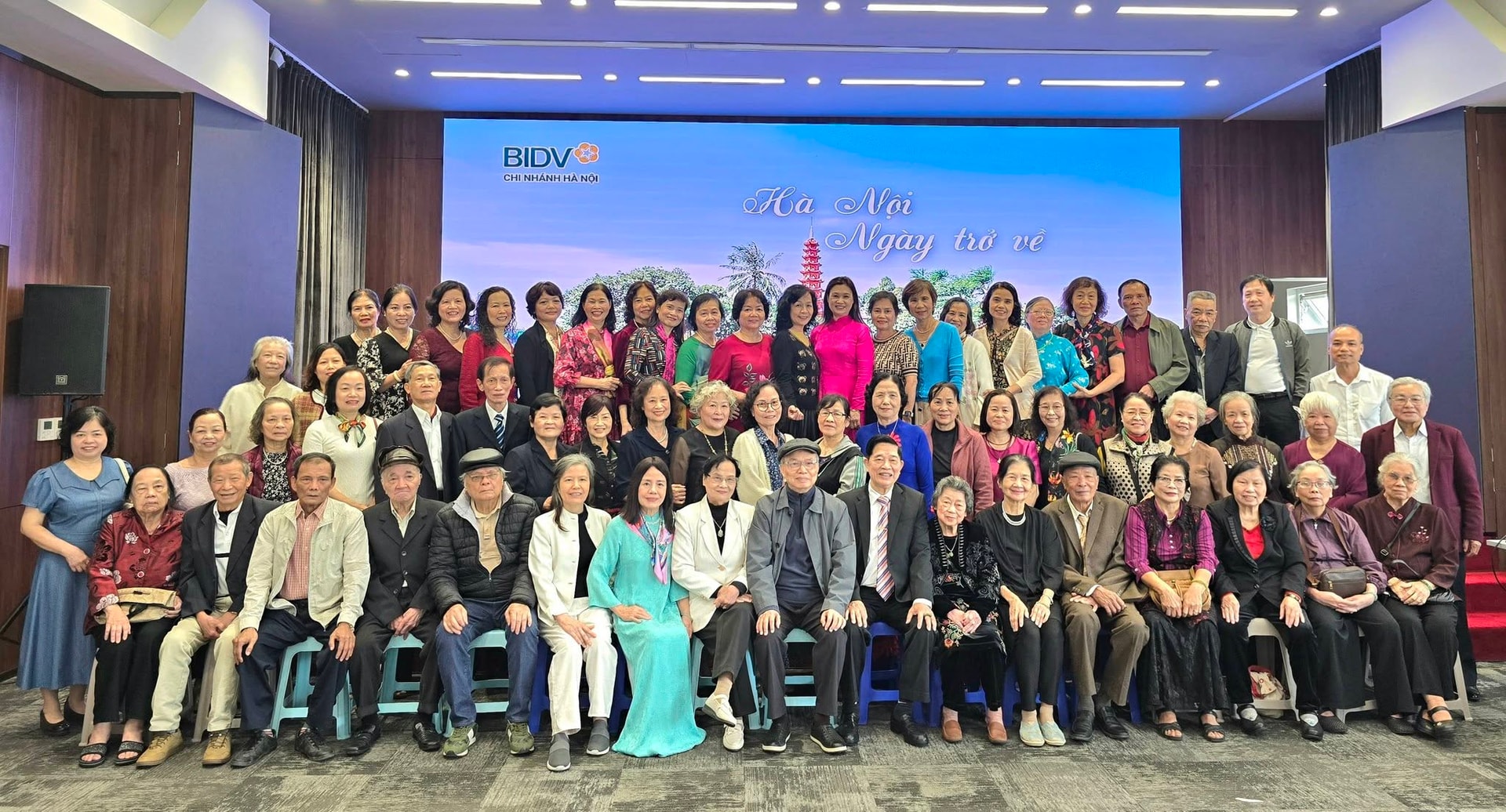 Xin cảm ơn thế hệ đi trước vì những cống hiến cho BIDV Hà Nội cũng như cho hệ thống BIDV