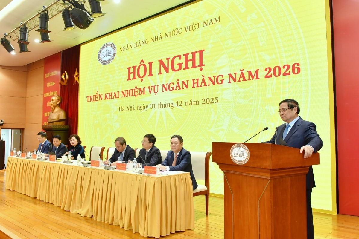 Thủ tướng Pham Minh Chính ghi nhận và biểu dương những thành tựu của Ngành Ngân hàng năm vừa qua
