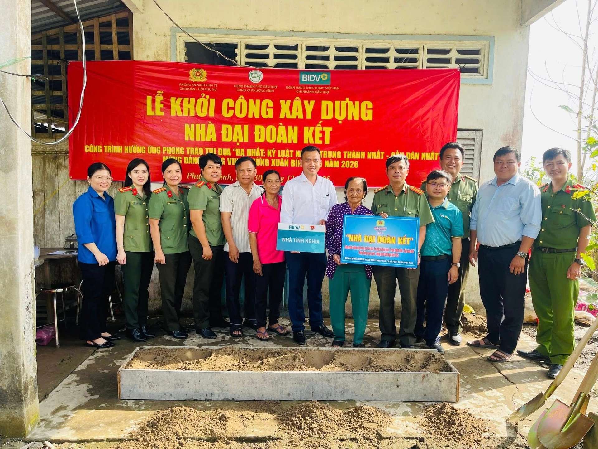 BIDV Thành Phố Cần Thơ chung tay ủng hộ xây dựng căn nhà tình nghĩa