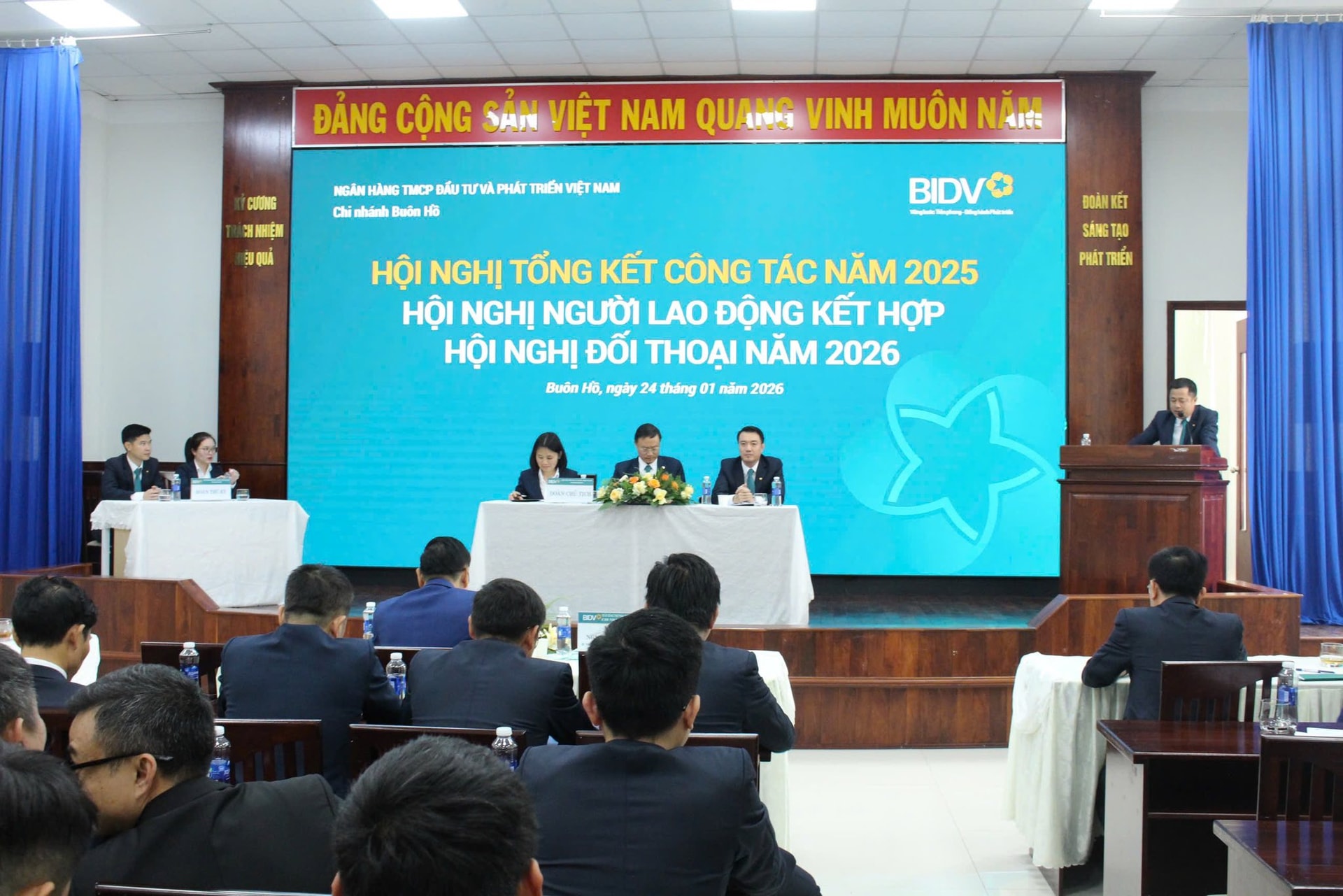 Chi nhánh Buôn Hồ