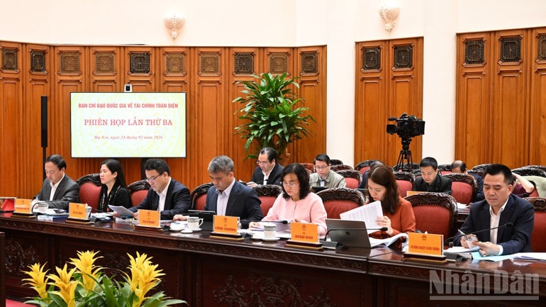 Các đại biểu tham dự phiên họp. (Ảnh: TRẦN HẢI) ndo_br_a5-9714-8516.jpg