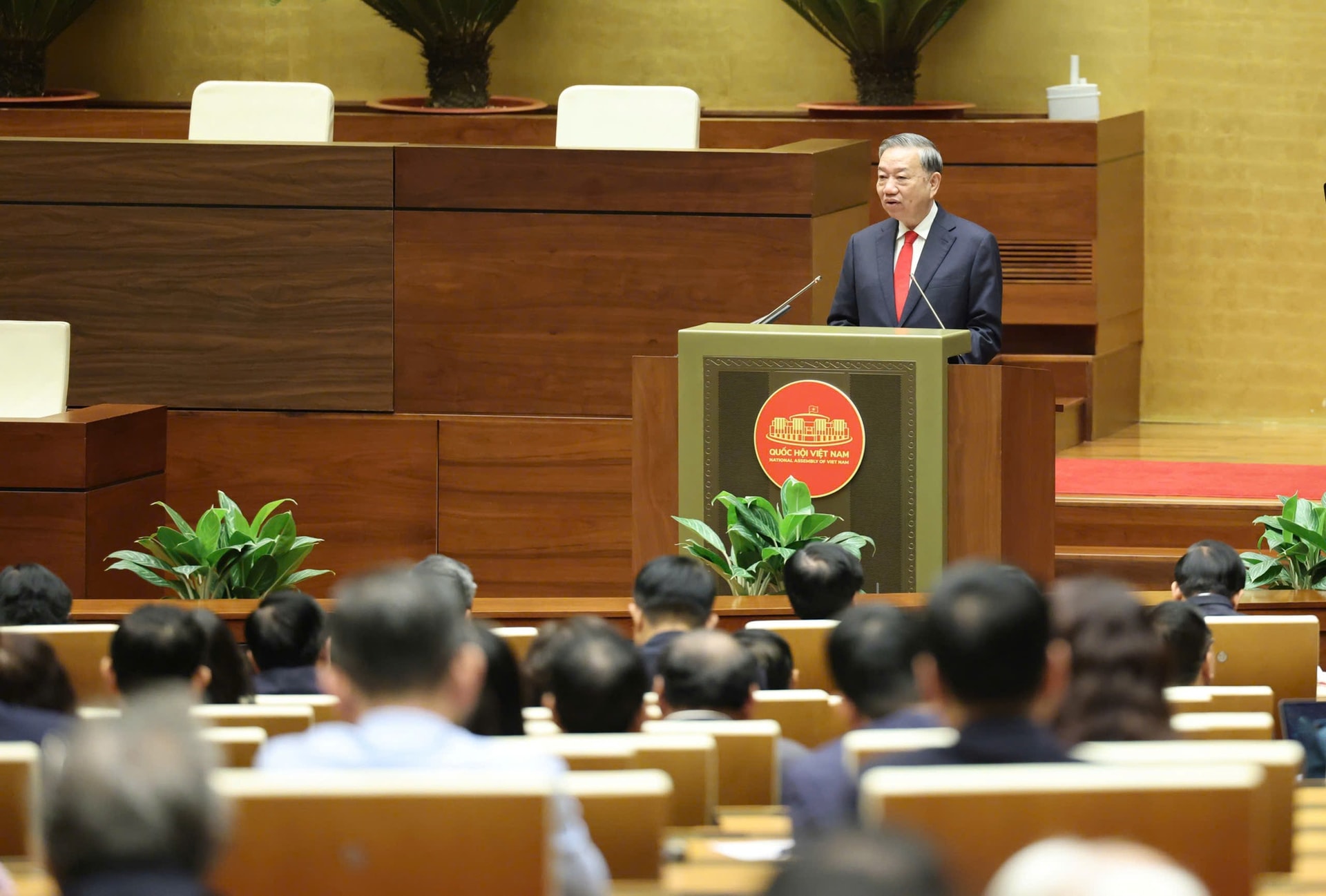 Phát biểu của Tổng Bí thư Tô Lâm tại Hội nghị toàn quốc quán triệt, triển khai Nghị quyết số 79 và 80 của Bộ Chính trị- Ảnh 3. Phát biểu của Tổng Bí thư Tô Lâm tại Hội nghị toàn quốc quán triệt, triển khai Nghị quyết số 79 và 80 của Bộ Chính trị- Ảnh 3.