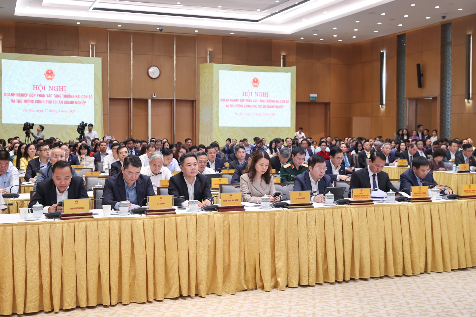 TỔNG THUẬT: Hội nghị 