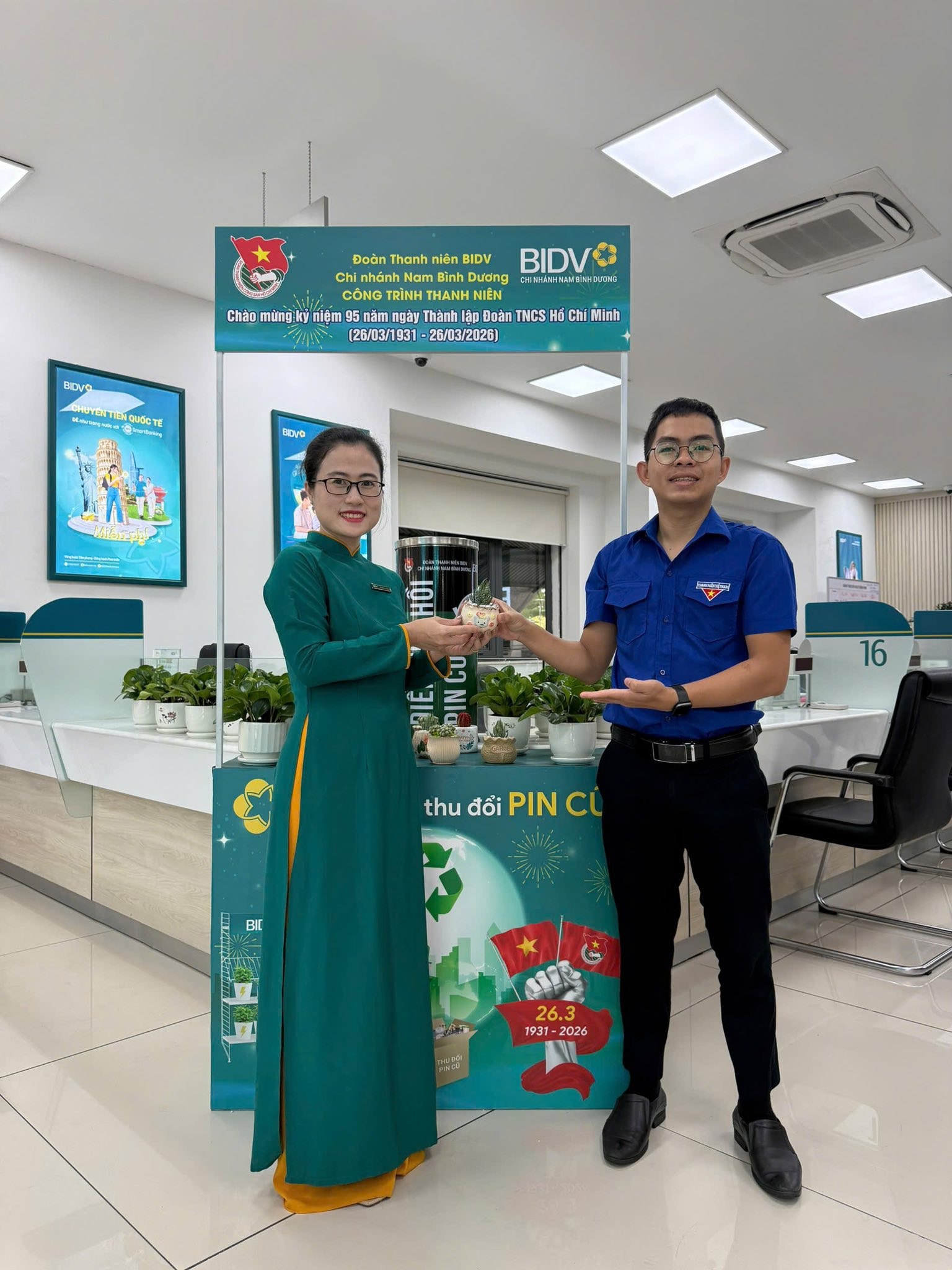 Chi đoàn BIDV Nam Bình Duong đã ra mắt Điểm thu hồi pin cũ và triển khai chương trình Pin cũ đổi mầm xanh 4