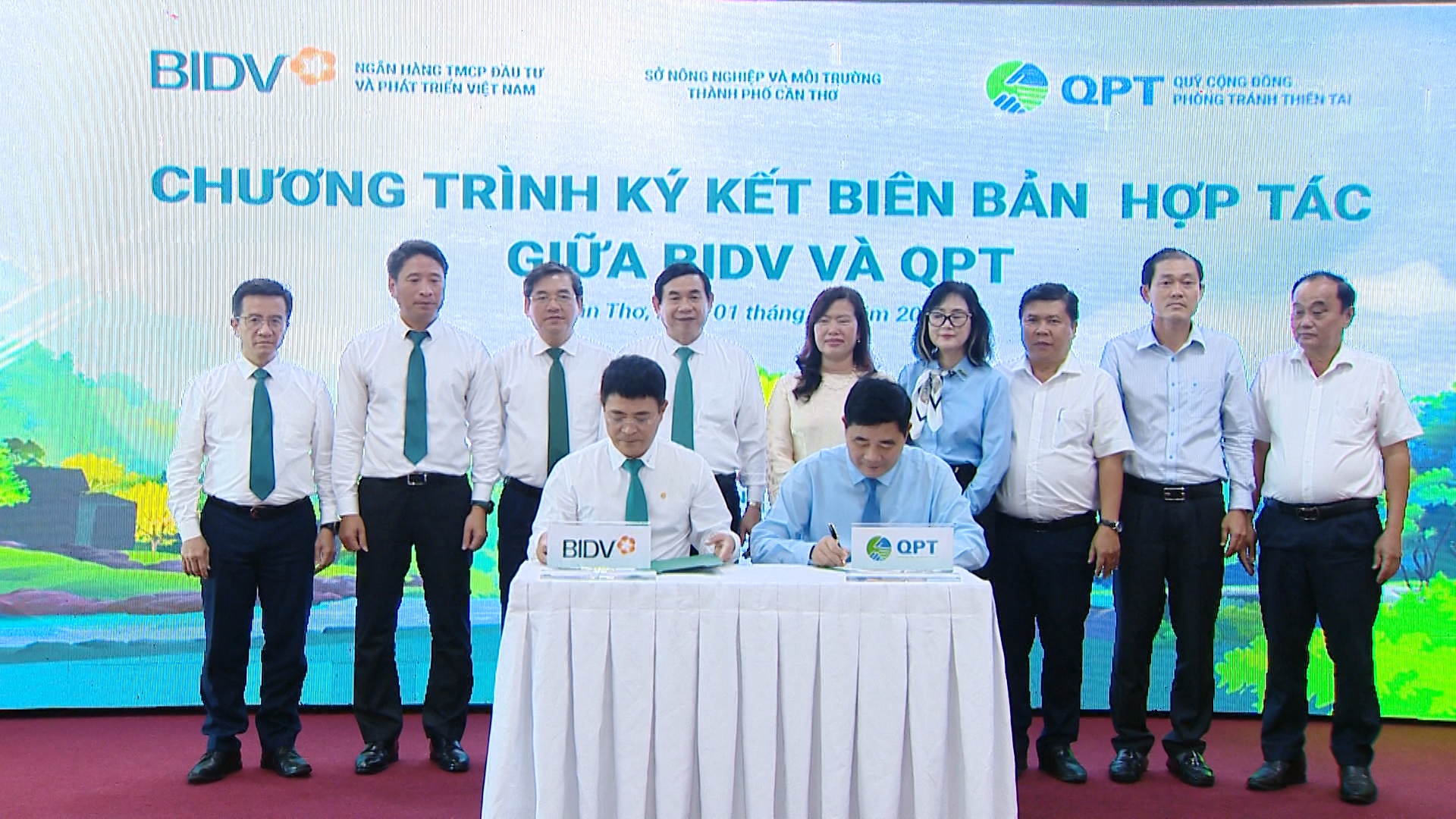 BIDV và Quỹ Cộng đồng phòng tránh thiên tai trồng 240.000 cây xanh tại Đồng bằng sông Cửu Long