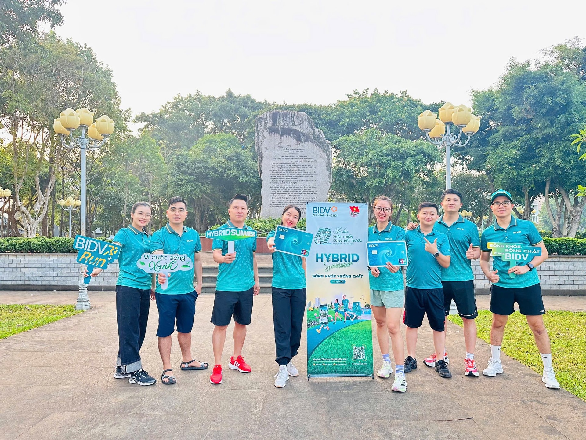 Chi nhánh Phố Núi