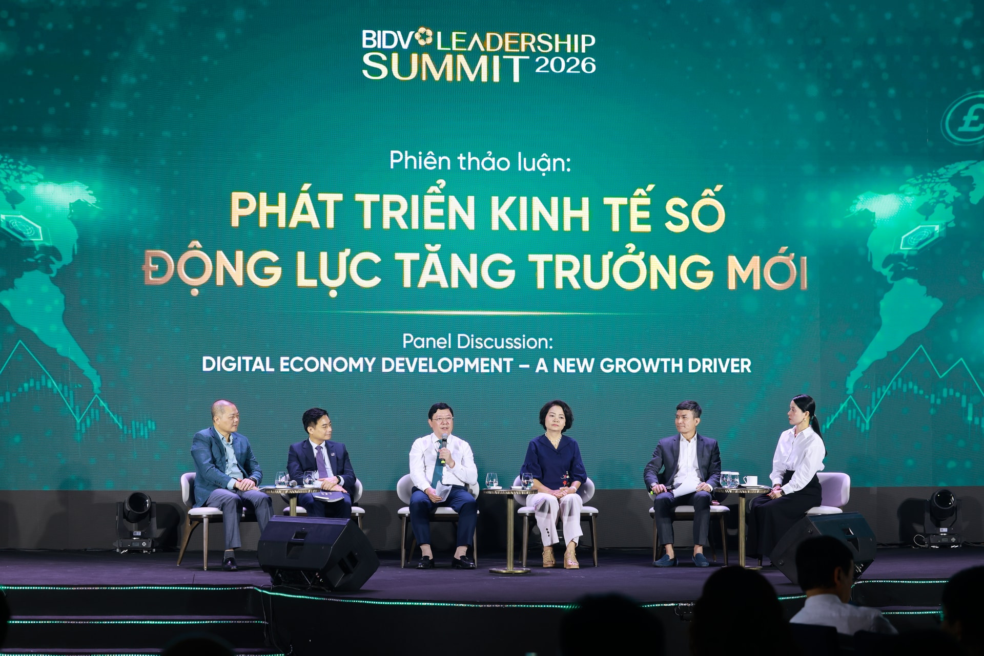 Phiên thảo luận Phát triển kinh tế số - Động lực tăng trưởng mới