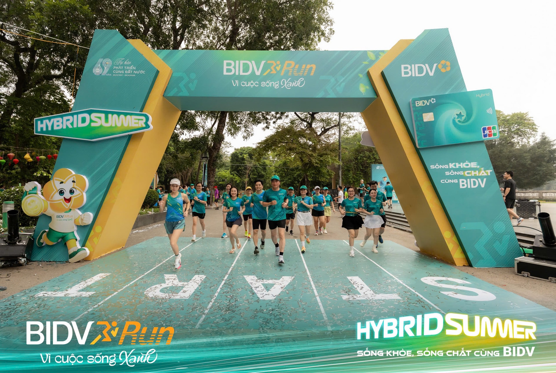 BIDV Run 2026 khởi động cùng dòng thẻ Hybrid Summer