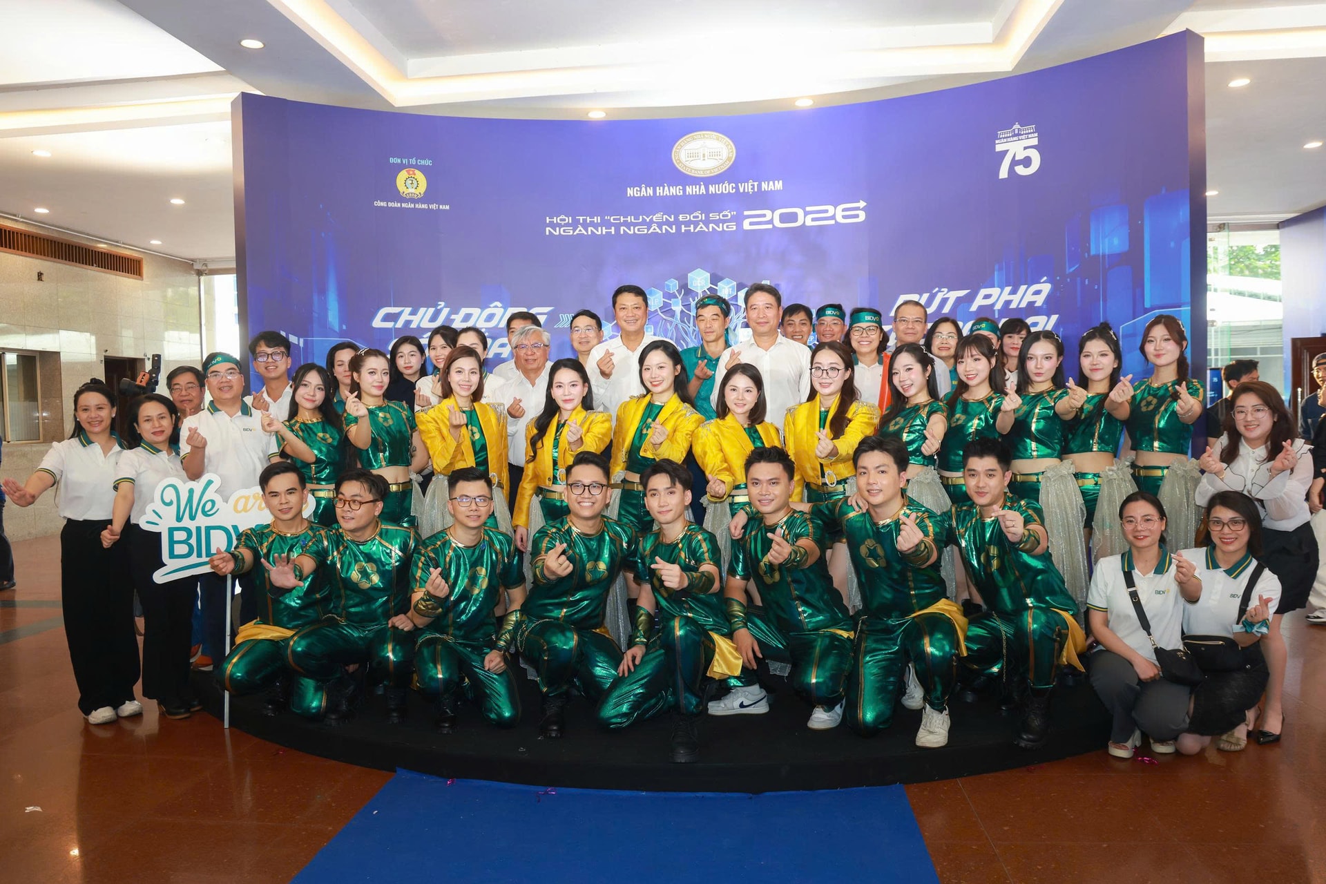 z7852867864125_be2eb0bde24d11f83f9ddf56687ccac5.jpg