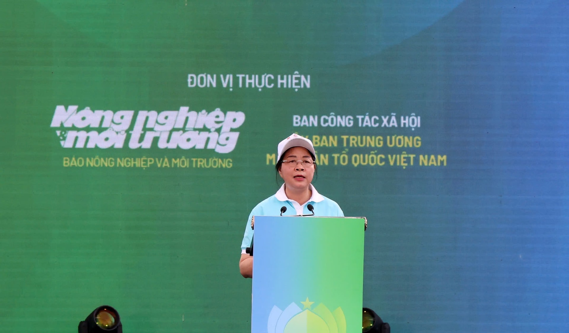 Mỗi hành động nhỏ góp nên một Việt Nam xanh