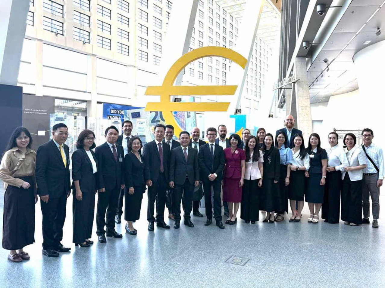 BIDV thúc đẩy hợp tác quốc tế về tài chính xanh và phát triển bền vững