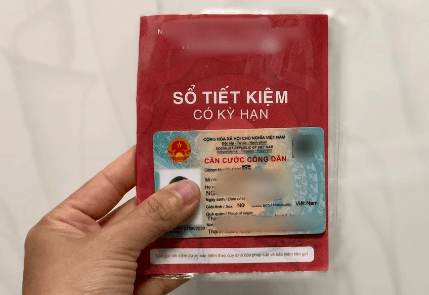 Có được rút sổ tiết kiệm của người đã mất?