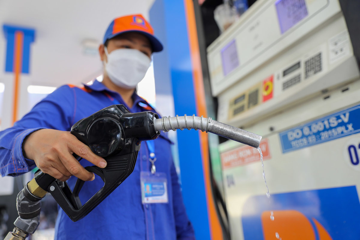 Kéo dài thời hạn áp dụng các loại thuế đối với xăng, dầu đến hết năm 2026