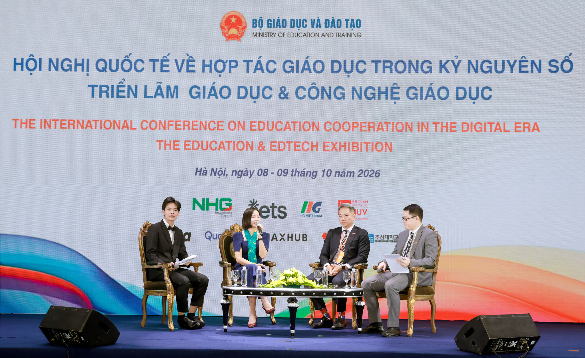 Phiên tọa đàm với sự tham gia của đại diện BIDV