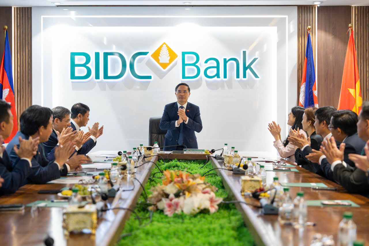 Thống đốc NHNN Phạm Đức Ấn thăm và làm việc với BIDV, BIDC tại trụ sở BIDCI