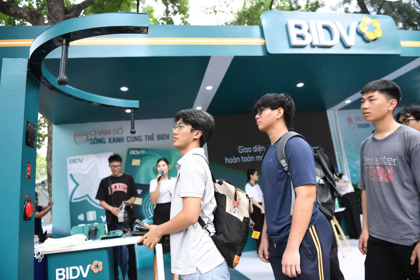Check-in 360 độ, 'săn mưa quà tặng' cùng BIDV tại Sóng Festival - Ảnh 3.