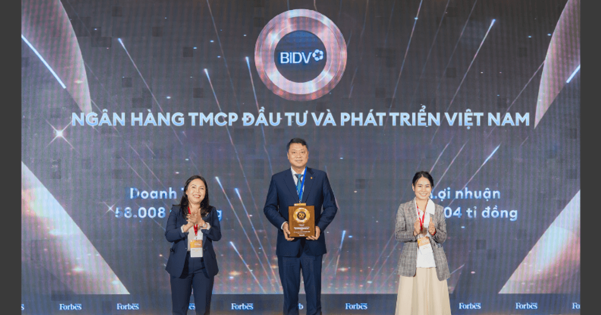 BIDV was honored as "Top 50 best listed companies in Vietnam"