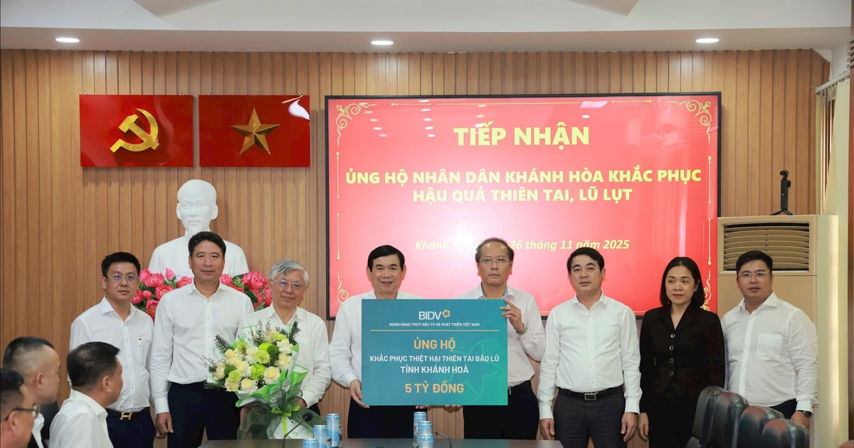 BIDV chung tay sẻ chia cùng đồng bào vùng bão lũ miền Trung