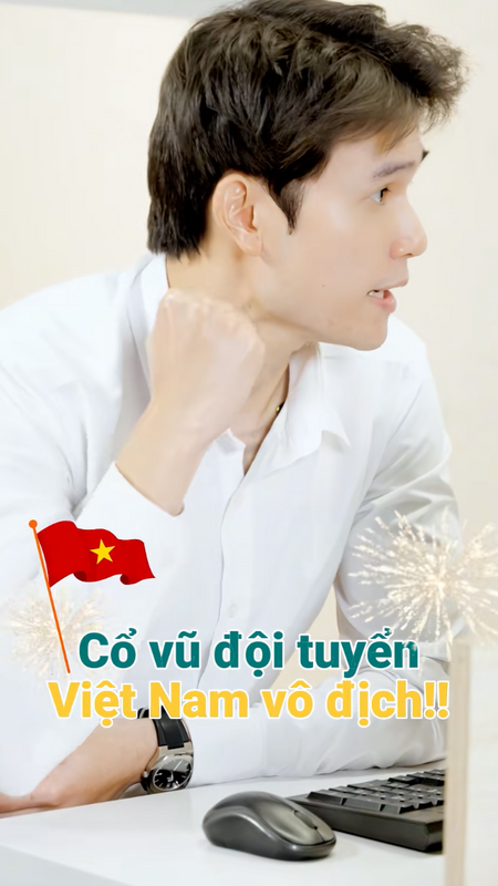 Let's head to Thailand to cheer on the Vietnamese national team!