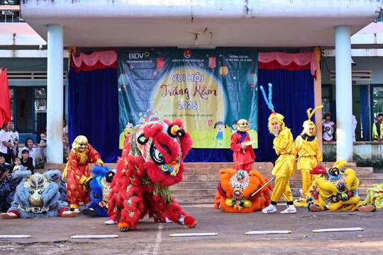 Vui hội trăng rằm - yêu thương lan tỏa