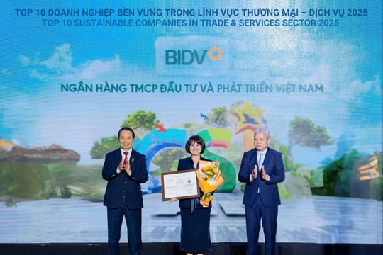 BIDV lần thứ 7 được vinh danh Top 10 Doanh nghiệp phát triển bền vững