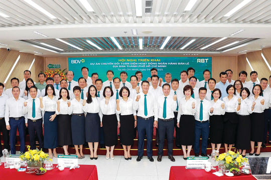 Chuyển đổi Ngân hàng Bán lẻ: Một hành trình để dẫn dắt