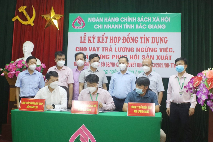 Triển khai Quyết định số 23: Hàng nghìn lao động bị ảnh hưởng bởi dịch bệnh được hỗ trợ lương