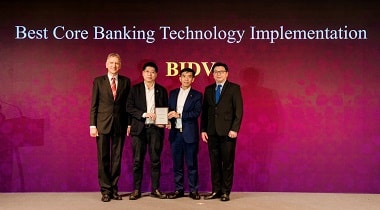 TTBC số 24/2024: BIDV nhận giải thưởng “Ngân hàng triển khai công nghệ cho hệ thống Core Banking tốt nhất Việt Nam” TTBC số 24/2024: BIDV nhận giải thưởng “Ngân hàng triển khai công nghệ cho hệ thống Core Banking tốt nhất Việt Nam”