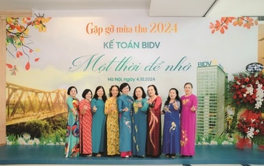 Cuộc hội ngộ đầy cảm xúc giữa mùa thu Cuộc hội ngộ đầy cảm xúc giữa mùa thu