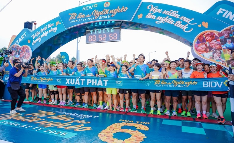 TTBC số 32/2024: BIDV khởi động Giải chạy mang Tết ấm cho đồng bào nghèo TTBC số 32/2024: BIDV khởi động Giải chạy mang Tết ấm cho đồng bào nghèo